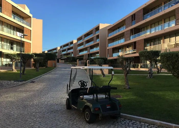 Herdade Dos Salgados Lagoas * 阿尔布费拉